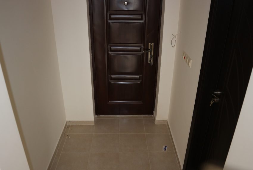 Едностаен апартамент Равда без такса коридор