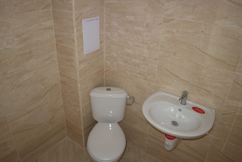 Едностаен апартамент в Равда без такса баня
