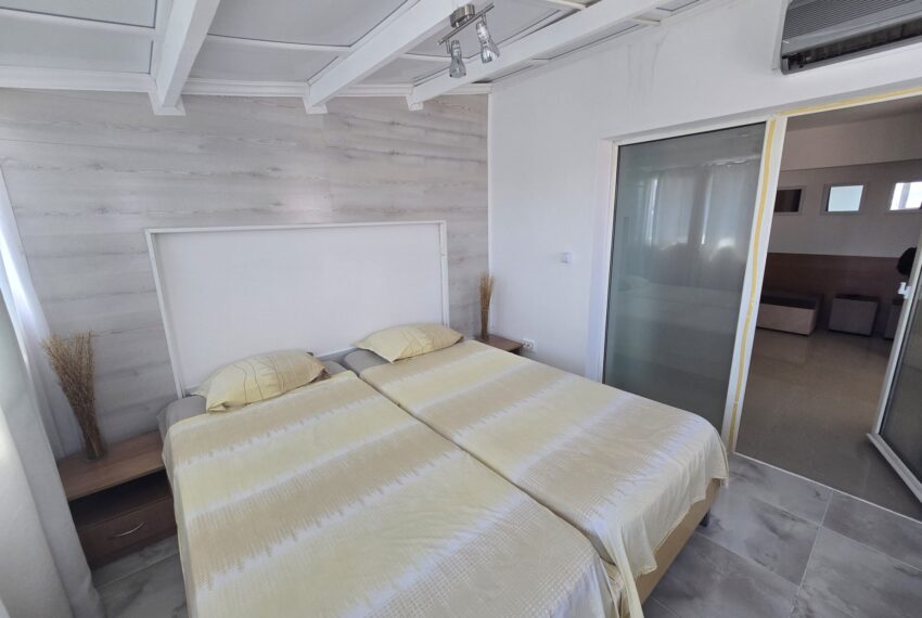 c1_20260108_20424533